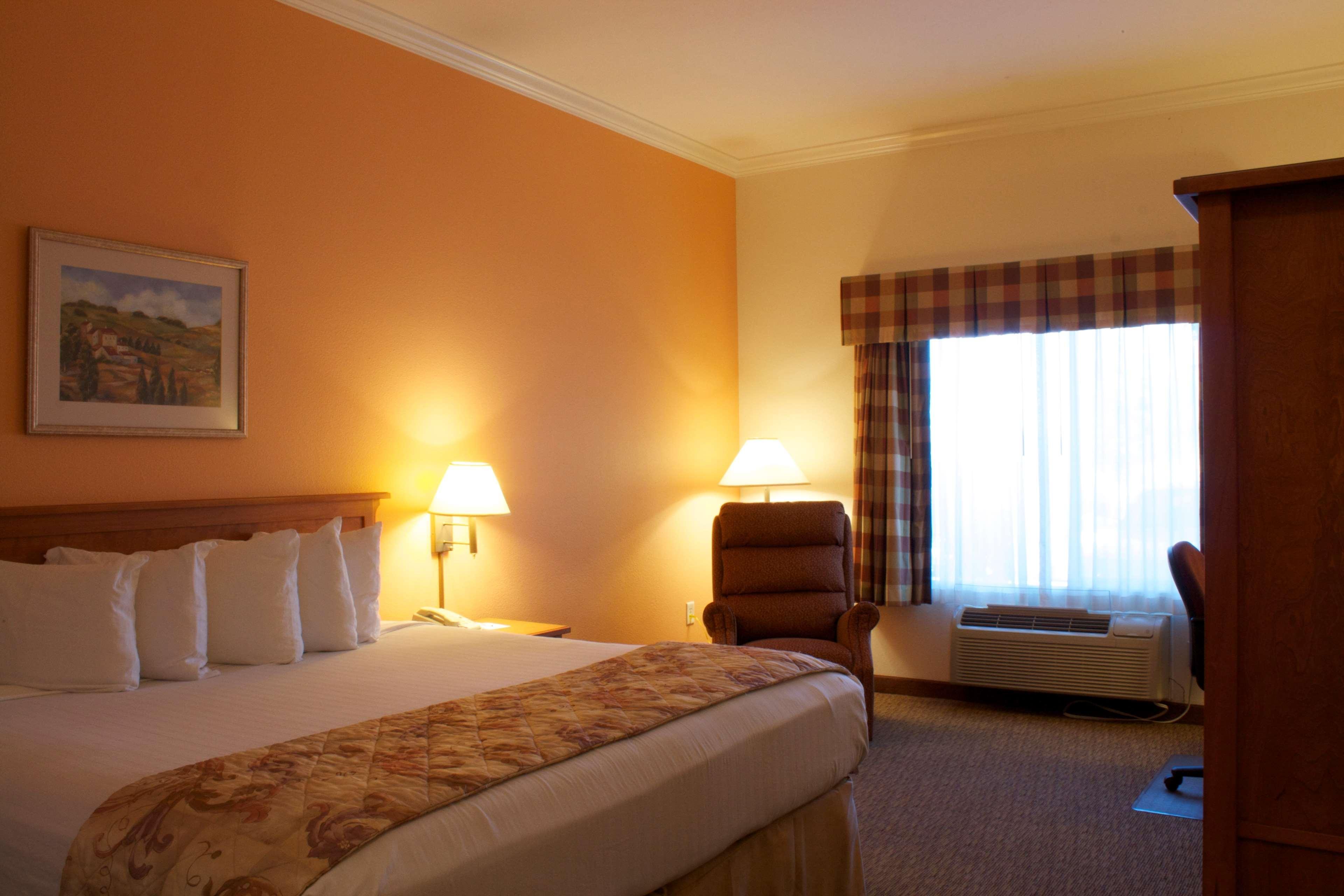 Best Western Plus Grapevine Inn Sunnyside Экстерьер фото