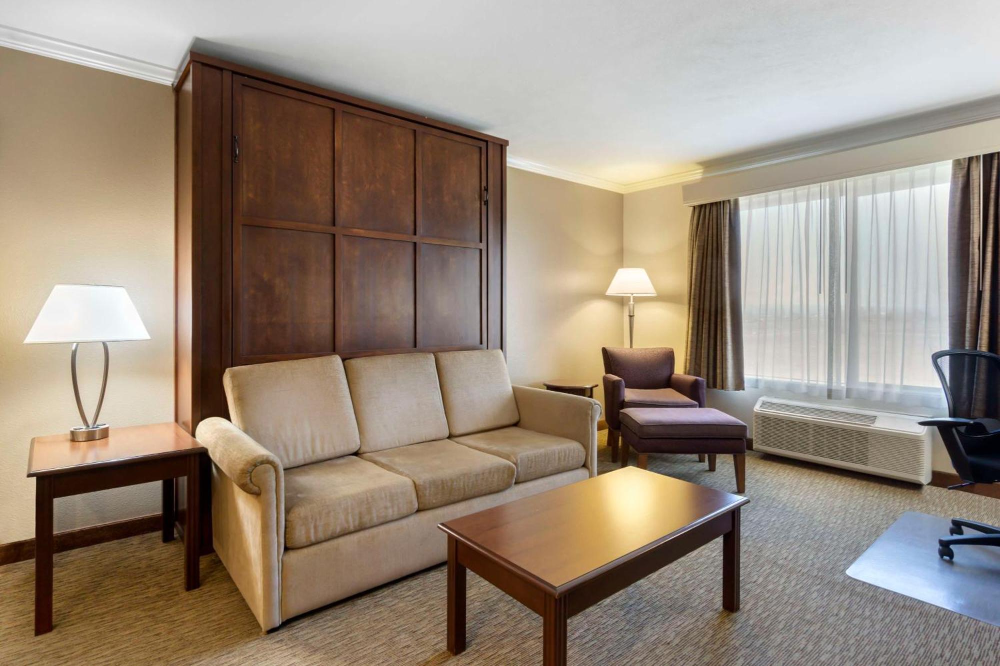 Best Western Plus Grapevine Inn Sunnyside Экстерьер фото